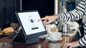 Guide to Choosing the Right POS for Fast Food Restaurants 3 Guide to Choosing the Right POS for Fast Food Restaurants